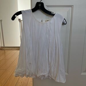 Elegant White Sleeveless Top